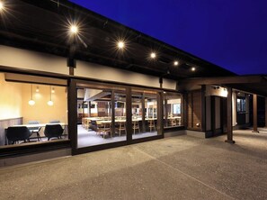 Outdoor dining - Old folk house inn Monshichi / Mobara Chiba (Mobara)