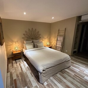 1 غرفة نوم وخزنة داخل الغرفة ومكواة/لوح كي وواي فاي مجانًا