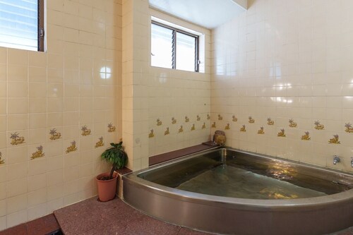 Single room with bath 1st or 2nd floor of the main building Breakfast box service plan / Shiso Hyōgo