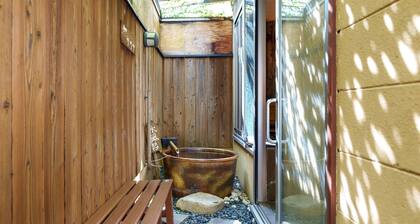 Twin room with bath 2nd or 3rd floor Lunch box service plan / Shiso Hyōgo