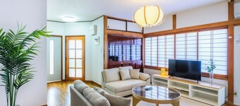 Close to World Heritage Site Toshogu Shrine  Nikko Station restaurant  group family parking  / Nikko Tochigi