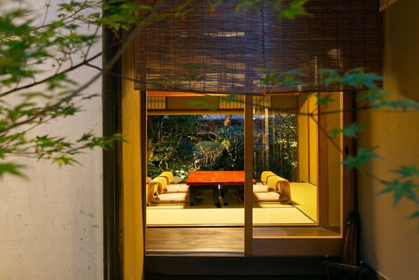 Interior - The room is a special maisonettetype room with a private garden and a cypress bathtub The room is / Kyoto Kyōto (Kyoto)