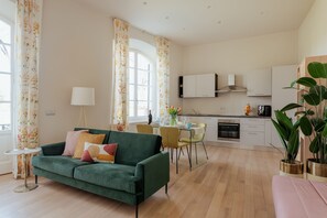 City Apartment | Living area - Casa Valentina (Lucca)