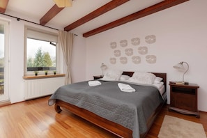2 dormitorios, tabla de planchar con plancha, wifi y ropa de cama