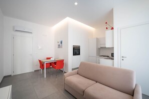 Living area - WePuglia - Dimore Sarnelli - Apt. Francesca (Polignano a Mare)