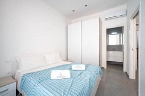 1 bedroom, iron/ironing board, WiFi, bed sheets - WePuglia - Dimore Sarnelli - Apt. Francesca (Polignano a Mare)