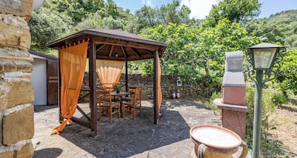 Local Stone Cottage With Shared Pool