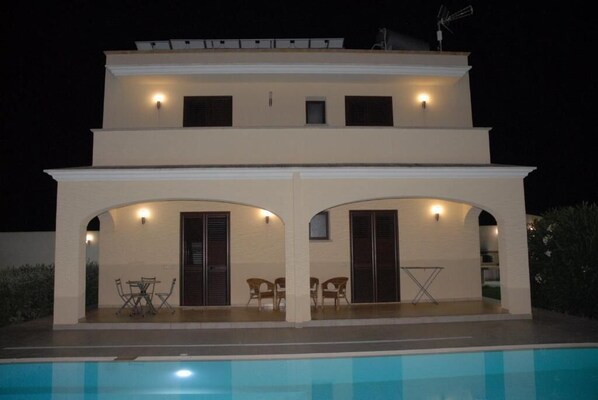 Piscina externa