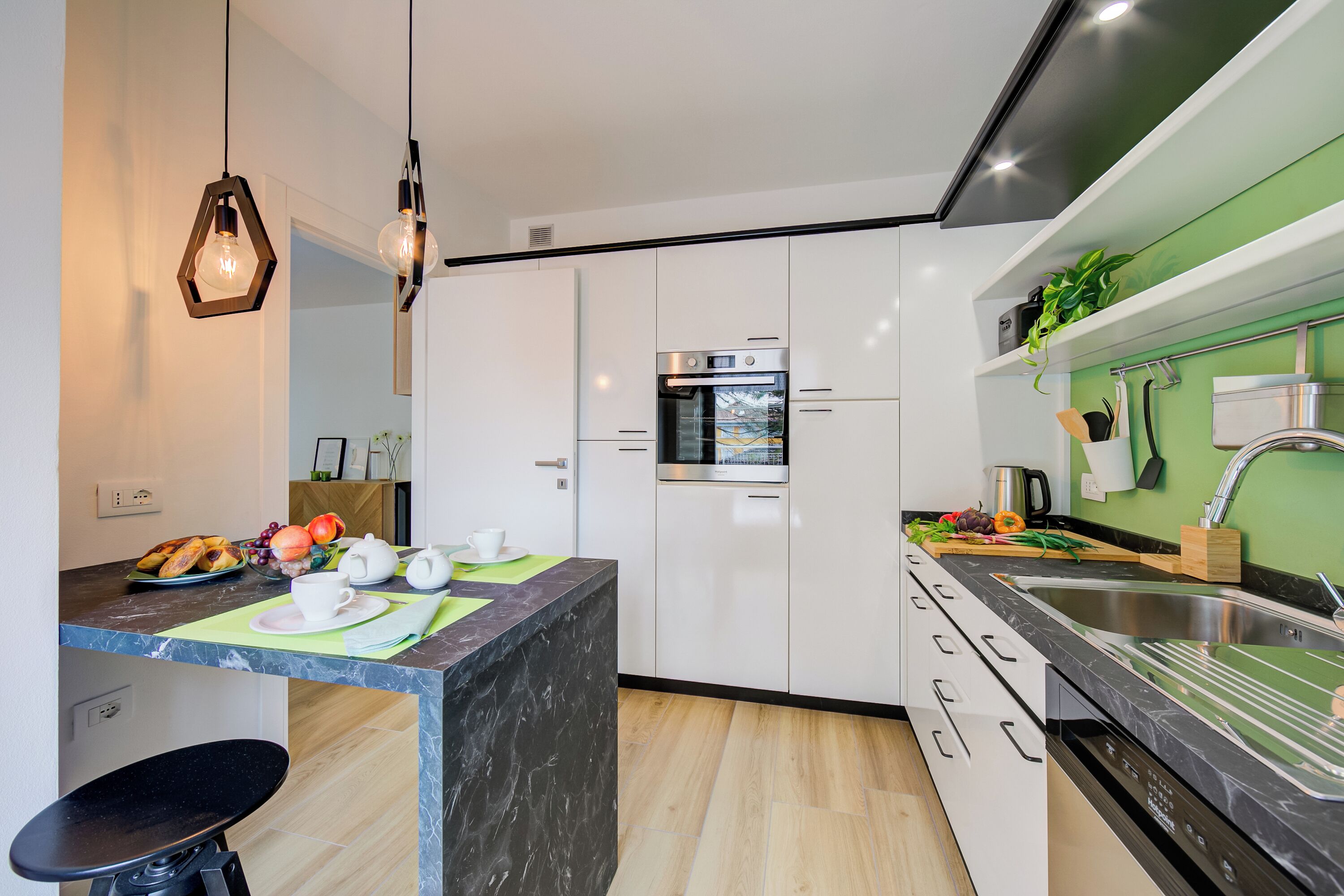 Family Apartment, Multiple Bedrooms (Balcone Sui Tigli Few Min From The) | Private kitchen | Fridge, oven, stovetop, dishwasher