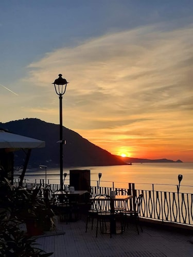 On The Beach Apartment 