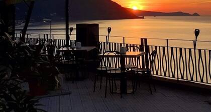 On The Beach Apartment