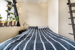 1 Schlafzimmer, Bügeleisen/Bügelbrett, kostenloses WLAN, Bettwäsche