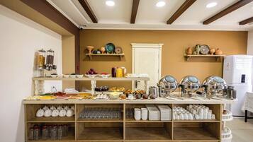 Desayuno completo incluido todos los días