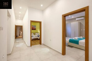 5 bedrooms, desk, iron/ironing board, travel cot