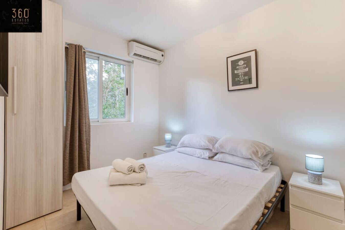 3 bedrooms, desk, iron/ironing board, travel crib