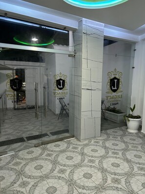 Fachada de la propiedad