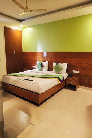 Quarto luxo | Frigobar, escrivaninha, quartos à prova de som