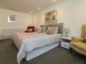 5 slaapkamers, individueel gedecoreerd, individueel gemeubileerd