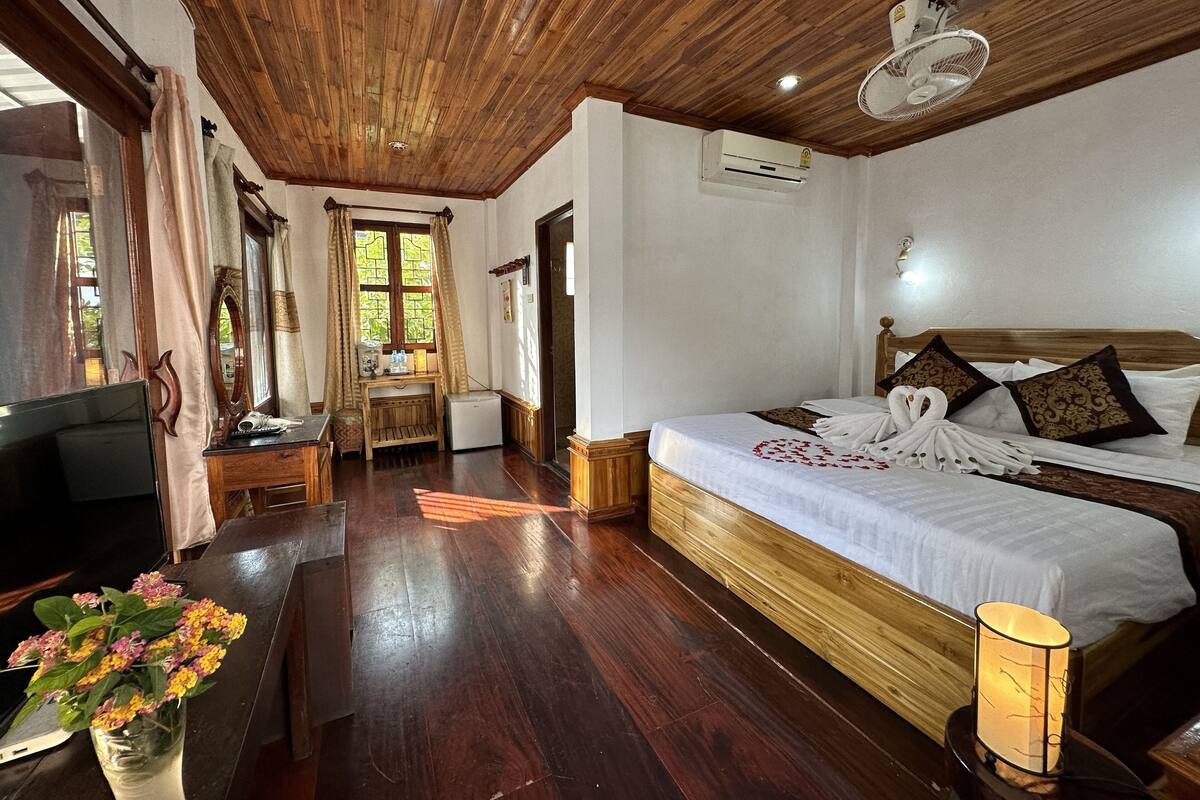 Luxury Double Room | Cadar kapas Mesir, peralatan tempat tidur premium, gebar bulu kapas 
