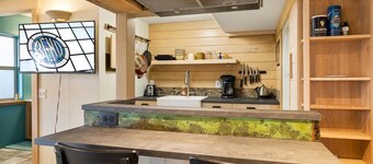 NW Trenton Treehouse | River West | Pet (dog) Friendly