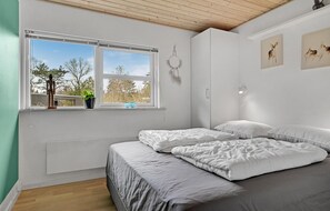 3 Schlafzimmer, Reisekinderbett, kostenloses WLAN