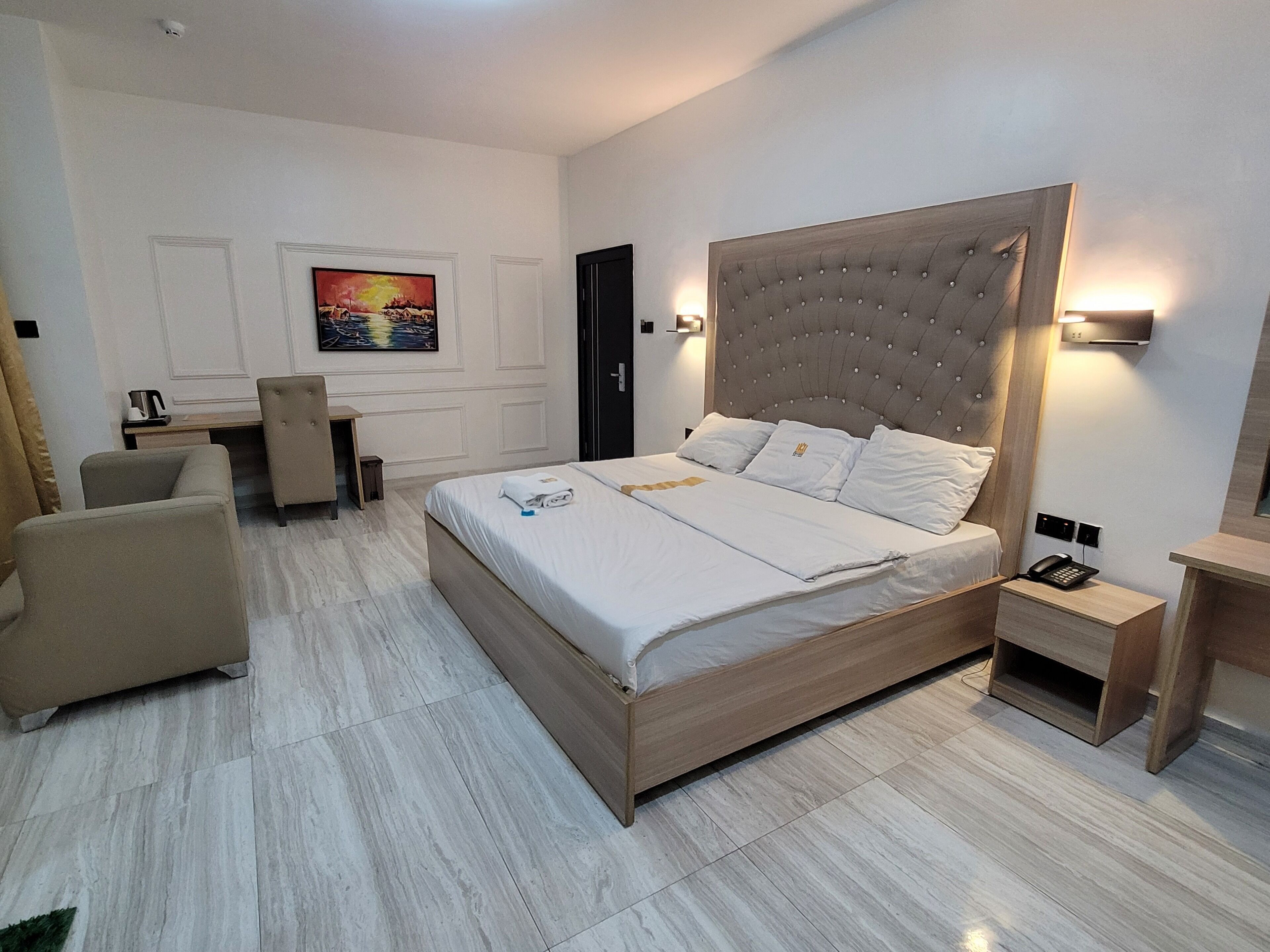 Premium bedding, Select Comfort beds, desk, laptop workspace
