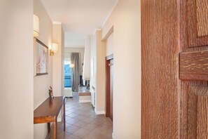 Interior - Villetta Olivi - Breathtaking view (Torri del Benaco)