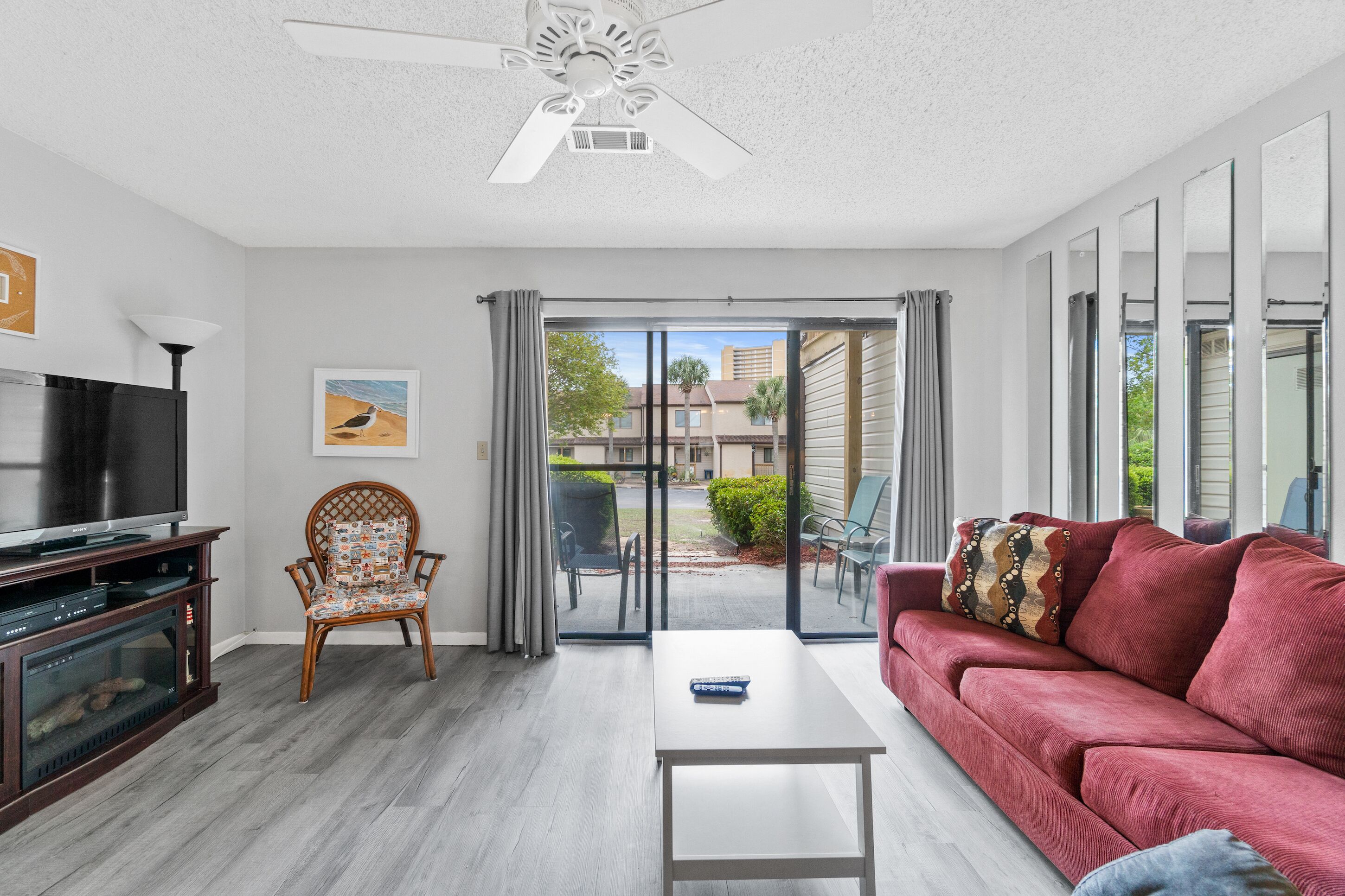 Beach, 3 Pools, Hot Tub, Beach Across Street - Fam Fav, Budget Friend