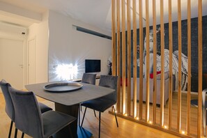 Apartment | Living area - Regina di Verona - Royal welcome (Verona)