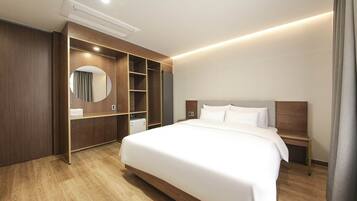 Individually decorated, laptop workspace, free WiFi, bed sheets