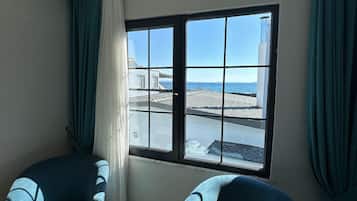 ملاءات من القطن المصري وأغطية فراش متميزة وأسرّة سليكت كومفورت وميني بار