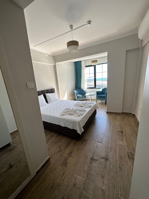 Kahden hengen deluxe-huone | Egyptinpuuvillaiset lakanat, ylelliset vuodevaatteet