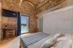 1 soveværelse, strygejern/strygebræt, internetforbindelse, sengetøj