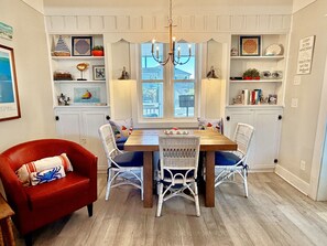 Dining - Oceanview escape in Oak Island, featuring 3 bedrooms and a private pool. (Oak Island)