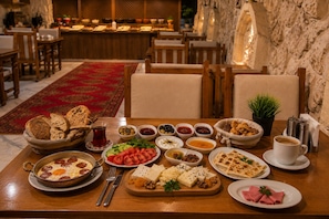 Free daily cooked-to-order breakfast - Premium Cappadocia Hotel (Nevsehir)