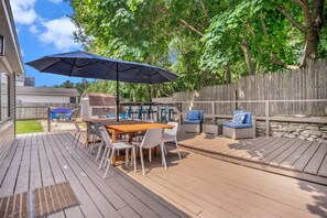 تناول الطعام بالخارج