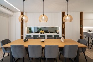 Luxury Apartment | In-room dining