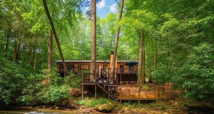 Riverside-No Pet Fee-Fenced Yard-King Suites-Hot Tub-10 Minutes to Downtown