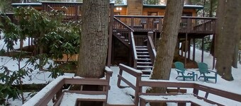 Riverside-Dog Friendly-Fenced Yard-King Suites-Hot Tub-10 Minutes to Downtown