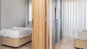 Standard Apartment, 2 Bedrooms, Kitchen | Desk, laptop workspace, soundproofing, iron/ironing board