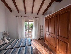 1 makuuhuone, ilmainen Wi-Fi, vuodevaatteet