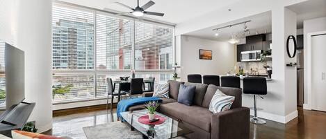 Televisie en een kantoor