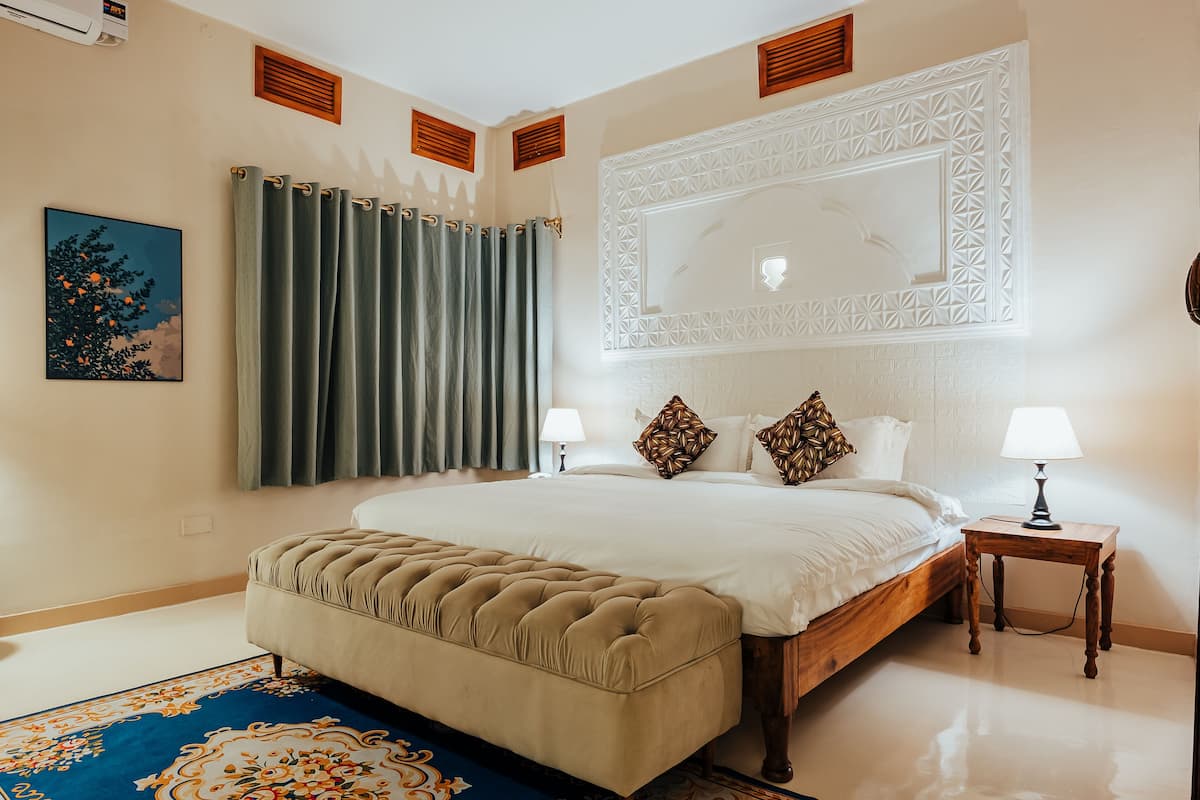 Executive Single Room | 1 bedroom, premium bedding, pillowtop beds, minibar