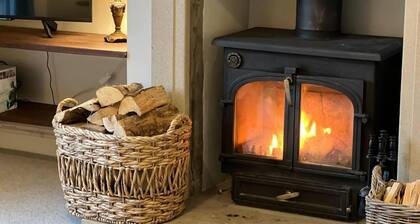 Stunning 4-bed Grade II House in the Lake District