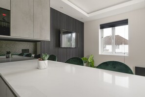 Luxury Apartment | City view