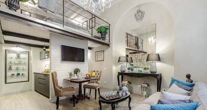 PAOLO GUINIGI Smart Apartment Suite inside Lucca