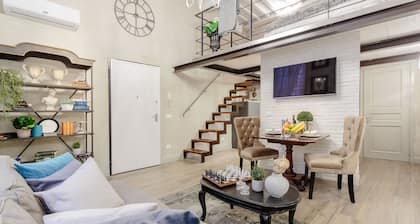 PAOLO GUINIGI Smart Apartment Suite inside Lucca