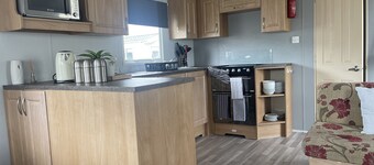 Charming 3-bed Static Caravan in Porthcawl