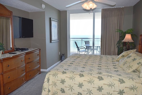 3 bedrooms, iron/ironing board, free WiFi