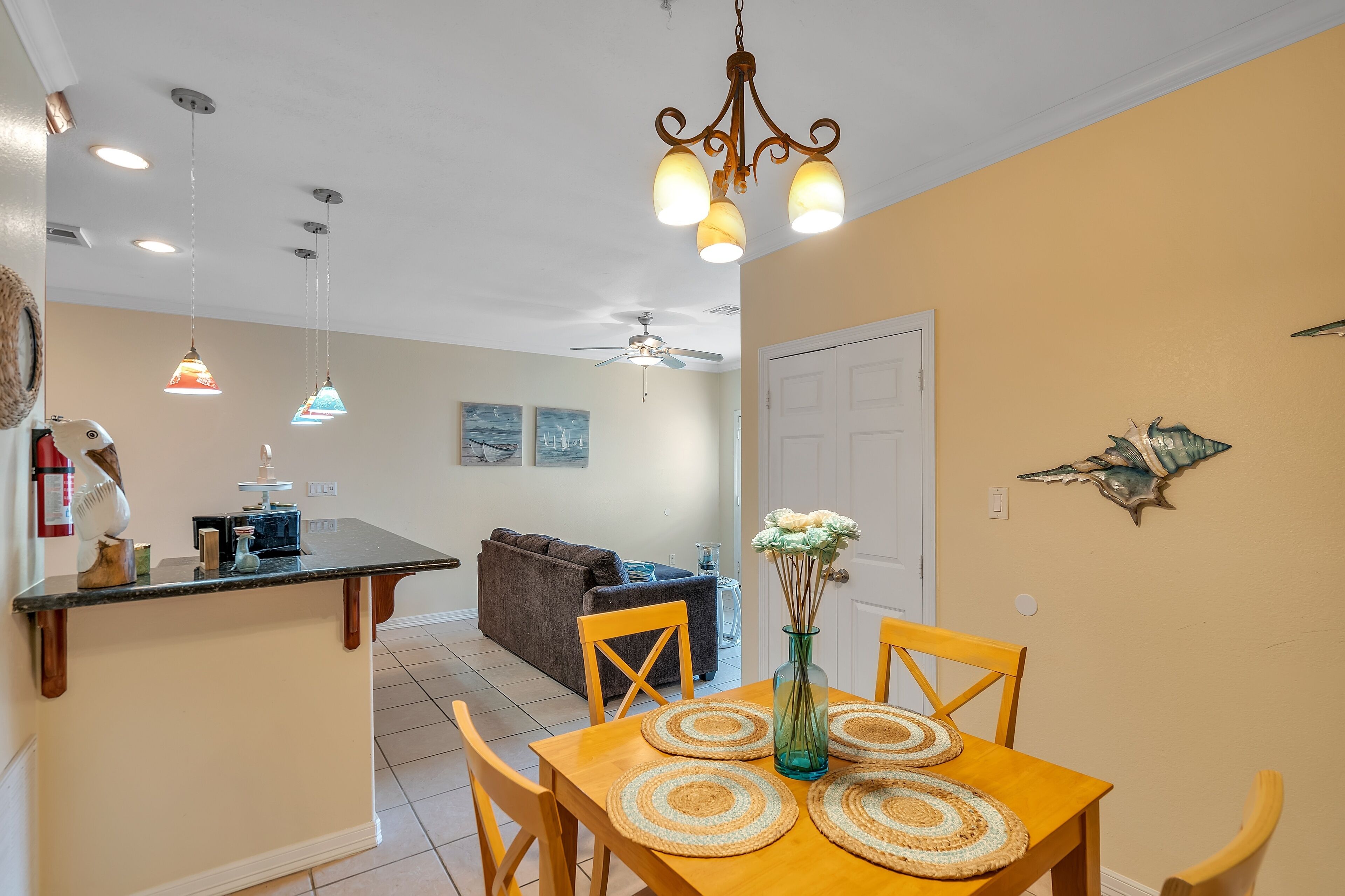 Condo, 2 habitaciones | Restaurantes